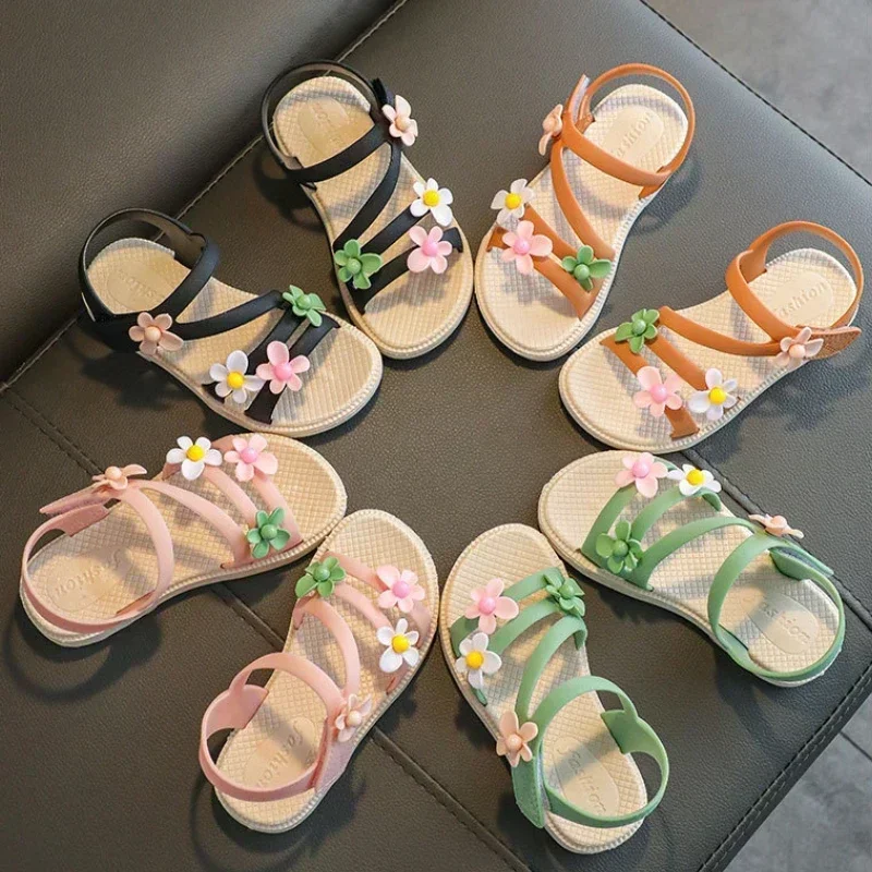 Sandalias de verano para niñas pequeñas, zapatos escolares informales suaves con flores simples, color rosa y verde, novedad de 2023