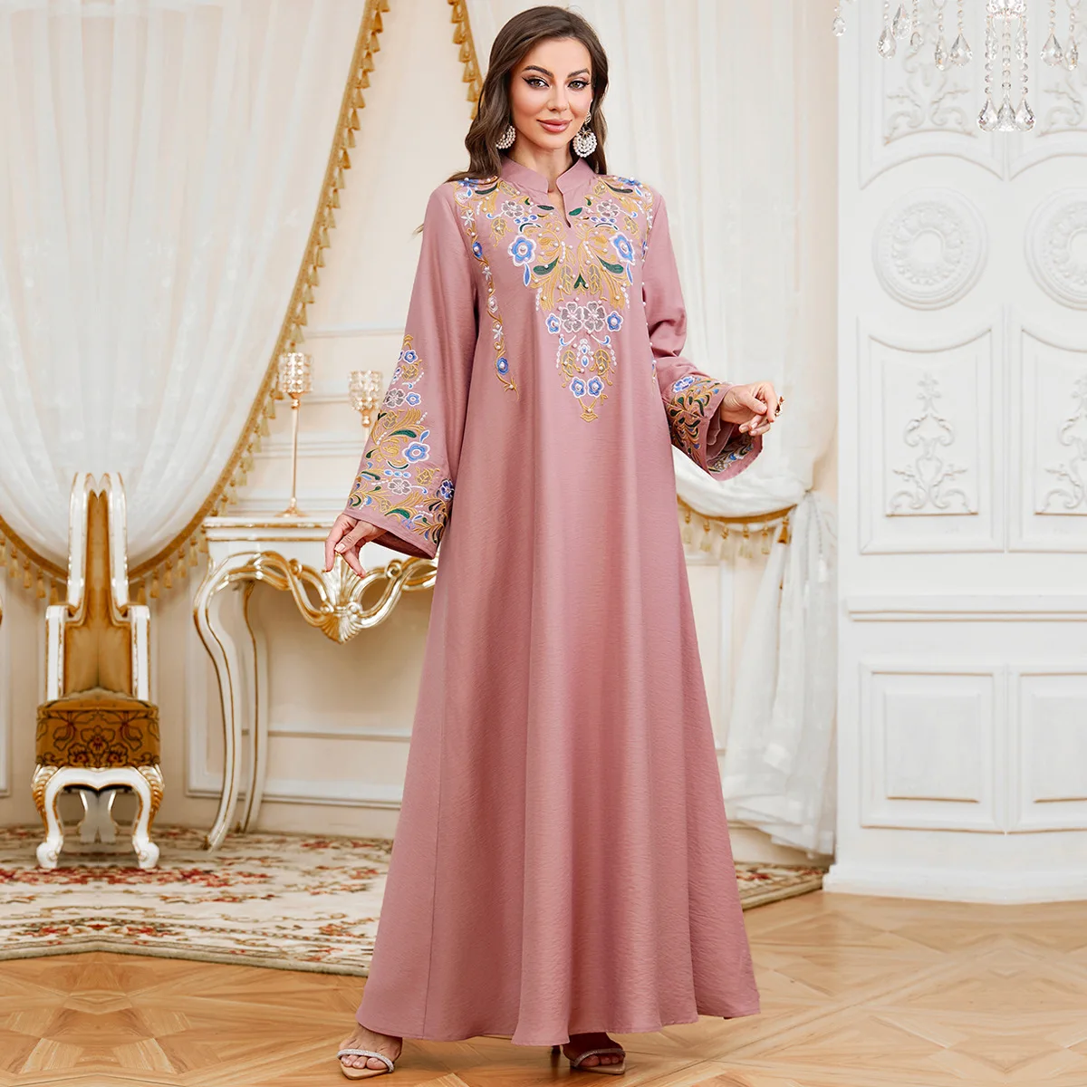 عباية عربية للنساء في الشرق الأوسط مطرزة بالزهور فستان أنيق ماكسي قفطان رسمي للحفلات رداء طويل موضة ملابس إسلامية