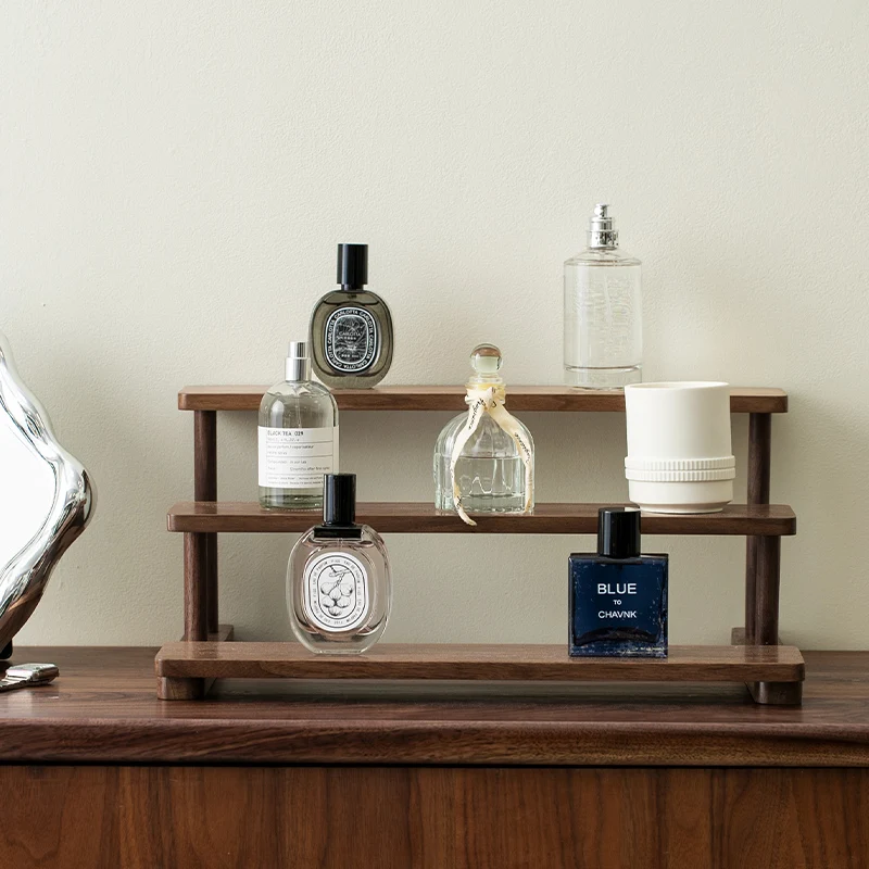ชั้นวางน้ำหอมและเครื่องสำอางแบบหลายชั้น วอลนัท ชั้นวางจัดระเบียบเครื่องสำอาง ชั้นวางโชว์ผลิตภัณฑ์บำรุงผิว ดีไซน์สวยงามสำหรับวางบนโต๊ะในบ้าน