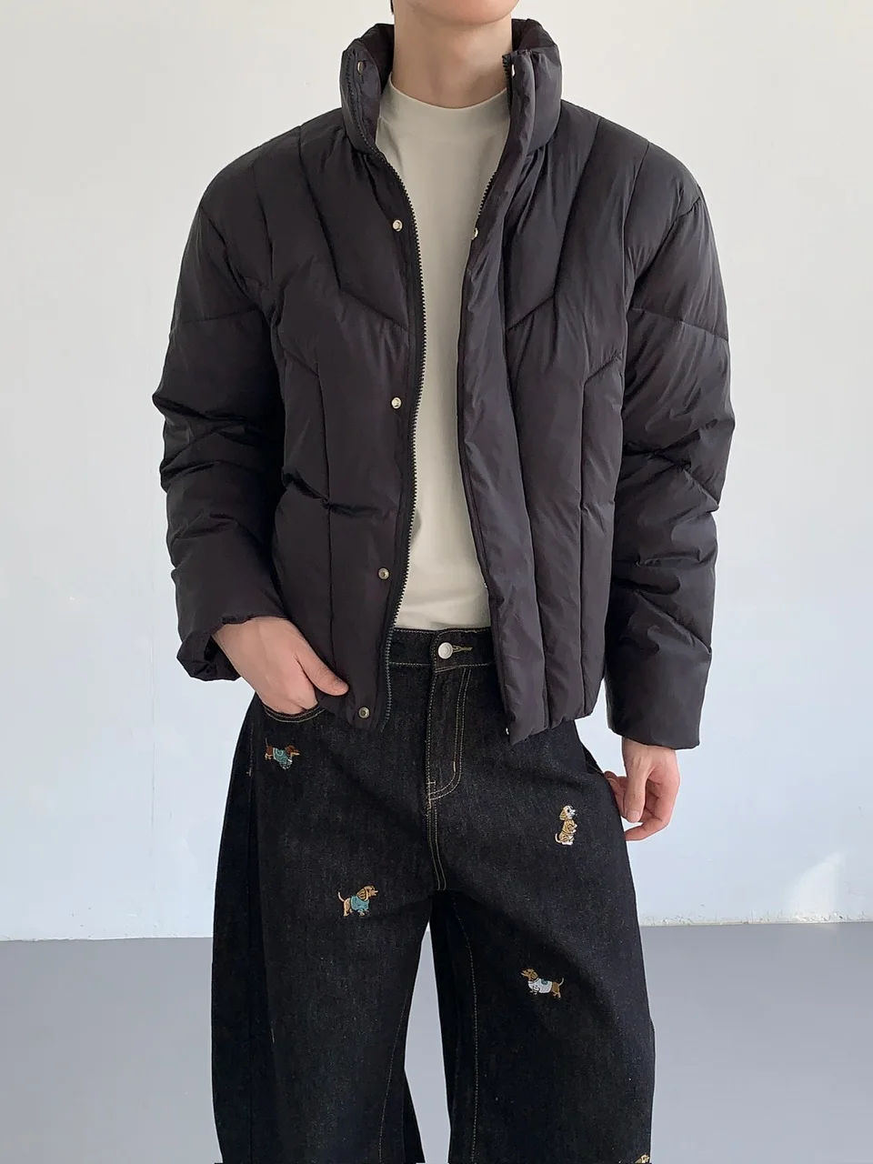 Men's 2025 Winter New Stand Collar Thickened Parkas Men's Solid Color Loose Comfort High-end Trend Parkas Long Sleeve Chic Coats