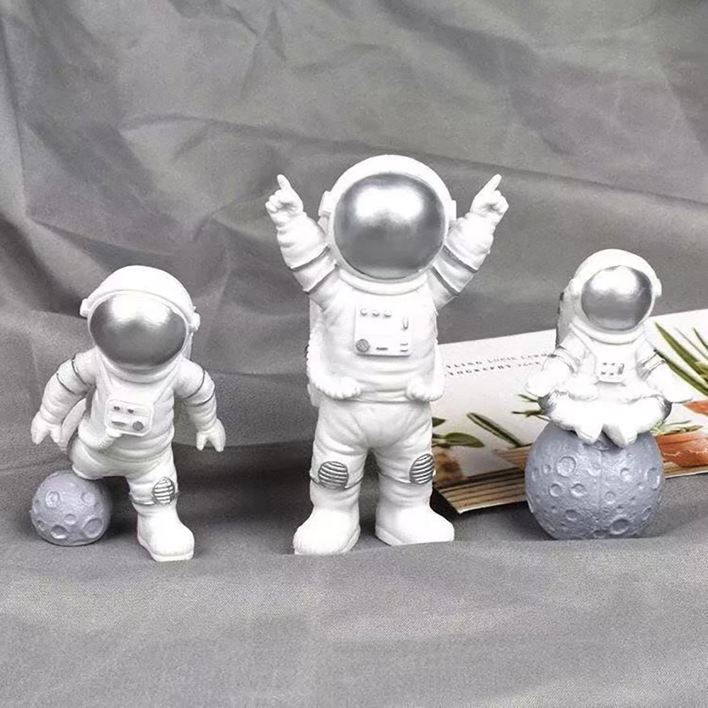 3pcs/1 set plastic astronaut cake decoration ornament, moon space birthday party decoration supplies
