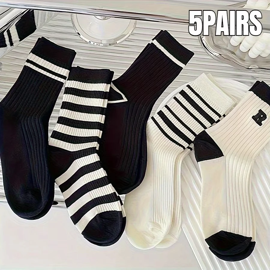 

5 Pairs of Mixed Color Black and White Striped Socks, Casual Sports Tube Socks, Suitable for Wearing All Year Round