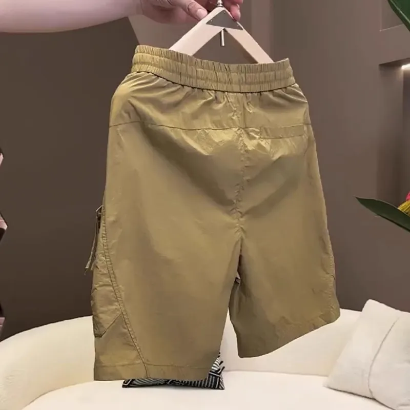 Summer New Fashion Men's Solid Color Multi Pockets Casual Simple Basic Daily Trendy Knee Length Shorts for Beaches Male Clothes