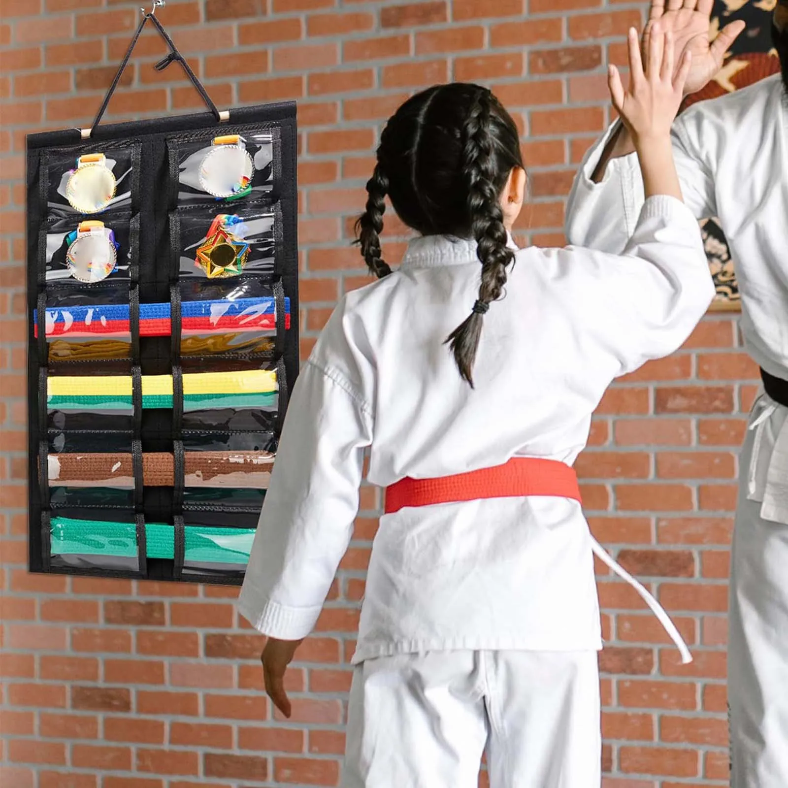 Taekwondo Belt Storage Wall Hanging Karate Belt Display Felt Cloth Collection Belt Display Holder for Taekwondo MMA Judo