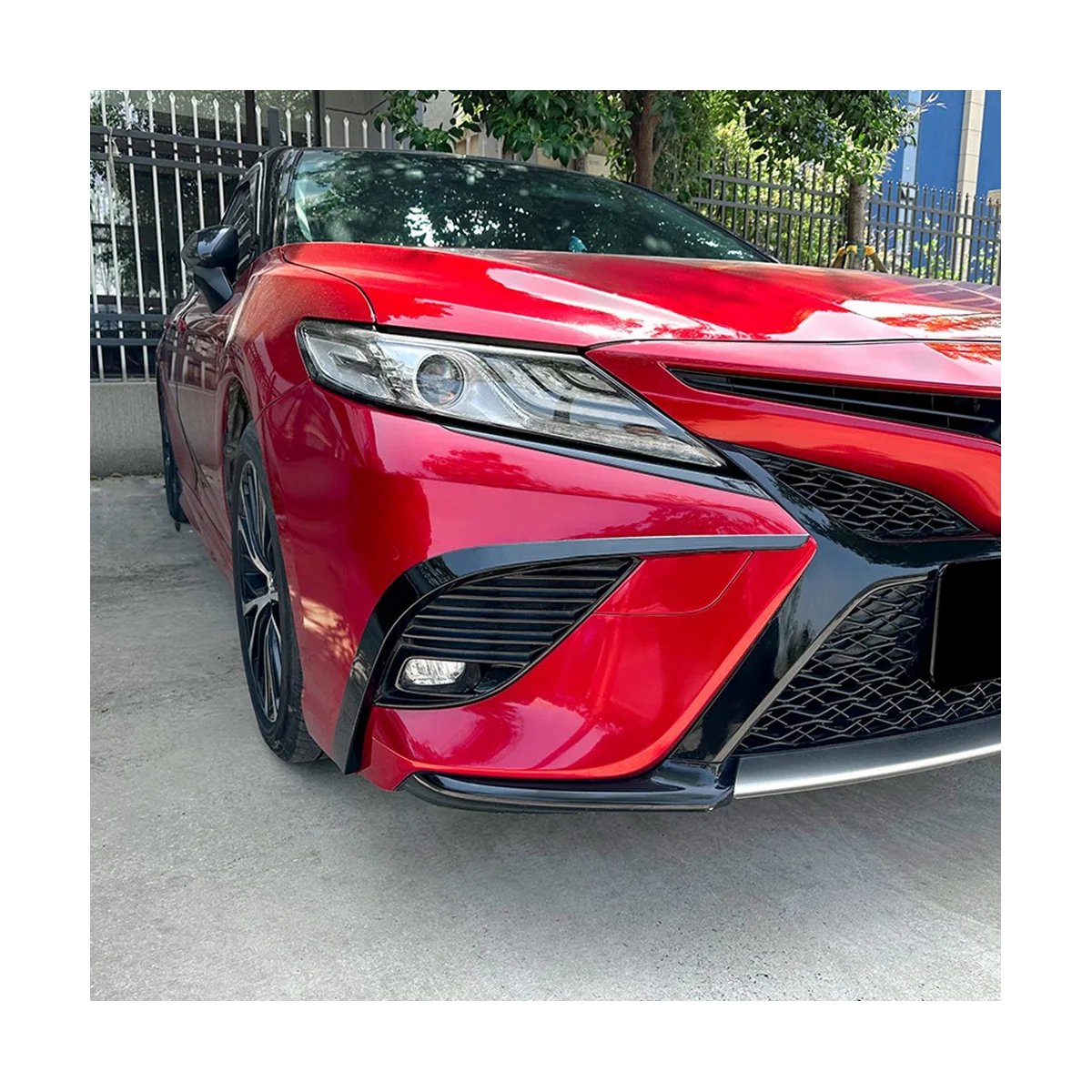 

Car Front Bumper Light Frames Spoiler Racing Grille Cover for Toyota Camry 8Th Generation 2018 2019 2020