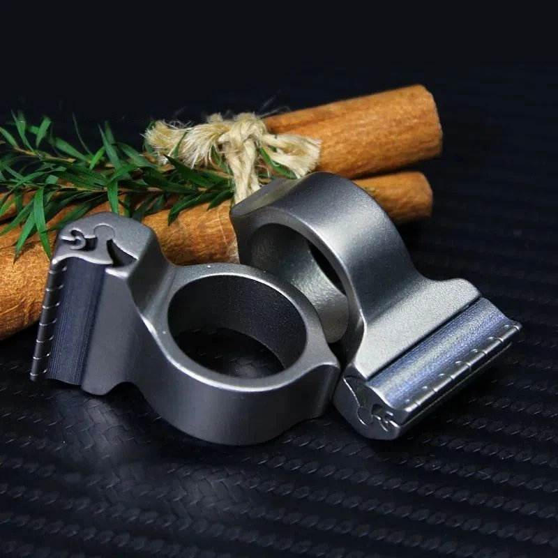 Outdoor Flat Rubber Band Special Titanium Alloy Dragon Tooth Quick Press Frameless Ring Slingshot Bat Stainless Steel Tool