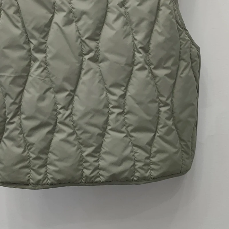 Schinteon เสื้อกั๊กขนเป็ดสีขาวน้ำหนักเบามากสำหรับผู้หญิงแจ็คเก็ตแขนกุดคอวีคอปกเสื้อซับในแฟชั่นฤดูใบไม้ร่วงฤดูหนาว2023ใหม่