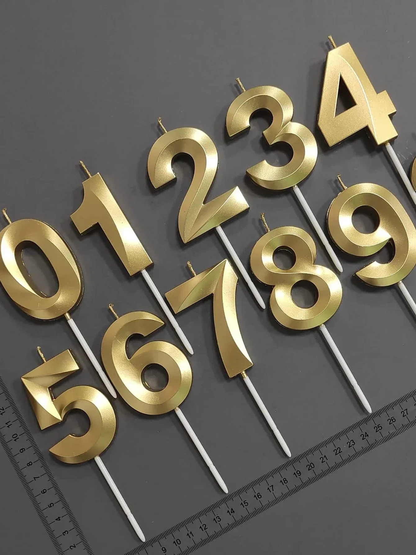 1 Stück – Geburtstagskerze, goldene Zahl 0–9, rauchfrei, Geburtstagskuchen-Einsatz, Party-Kerze, Dekoration, Jahrestagskuchen – Detail 6