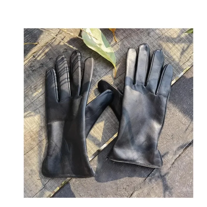 Men's Sheepskin Driving Gloves Solid Color Plus Velvet Touch Screen Fashion Ripple Riding Motorcycle Gloves