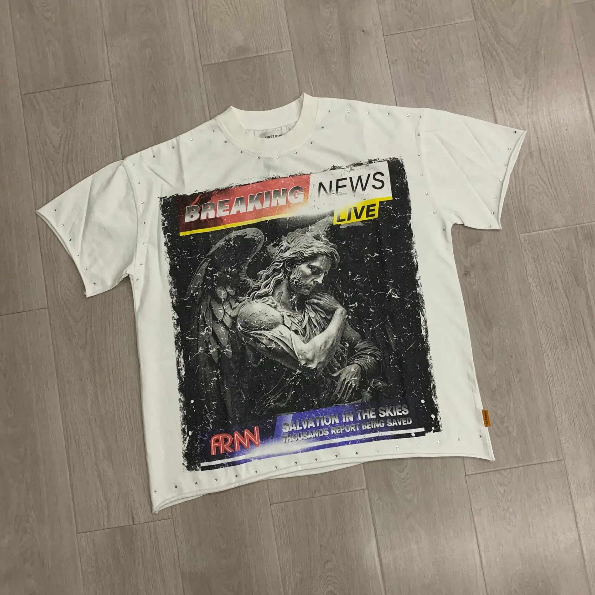 First Row Retro Trendy Short-Sleeved T-Shirt for Casual Wear, Engraved Diamond, High Craftsmanship, Suitable for All Seasons