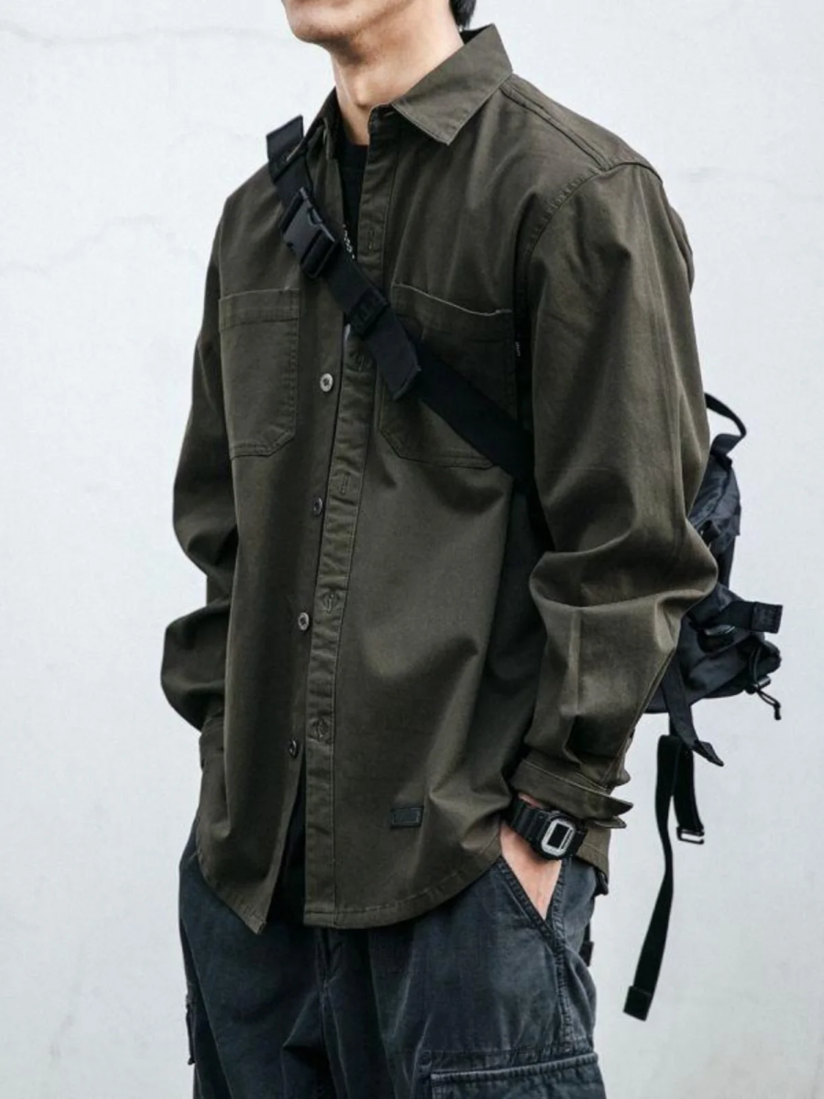 メンズカジュアル長袖ワークウェアシャツ 春秋新作デザインセンス メンズトップコートジャケット ルーズフィット レギュラー厚
