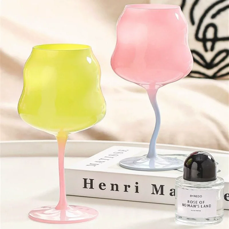 

2pcs Candy Contrasting High Footed Glass European Wine Glass Cream Twist Glass Girl'S Heart High Footed Glass Cup Ornaments