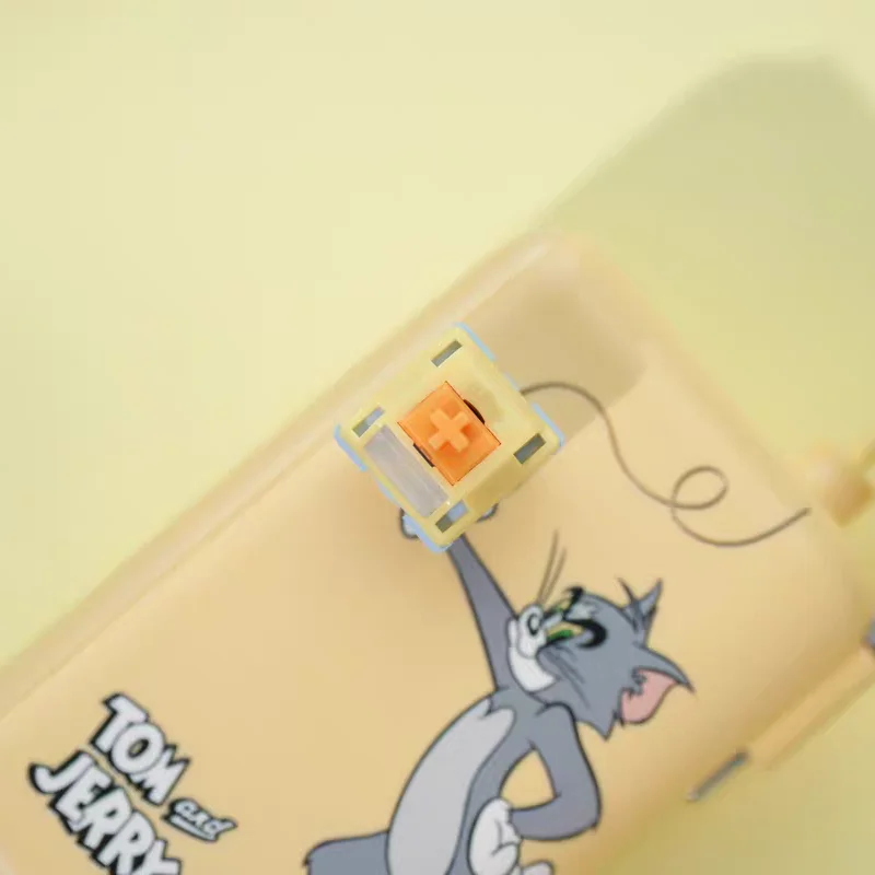 Hmx Lulu Silent Swi… - image