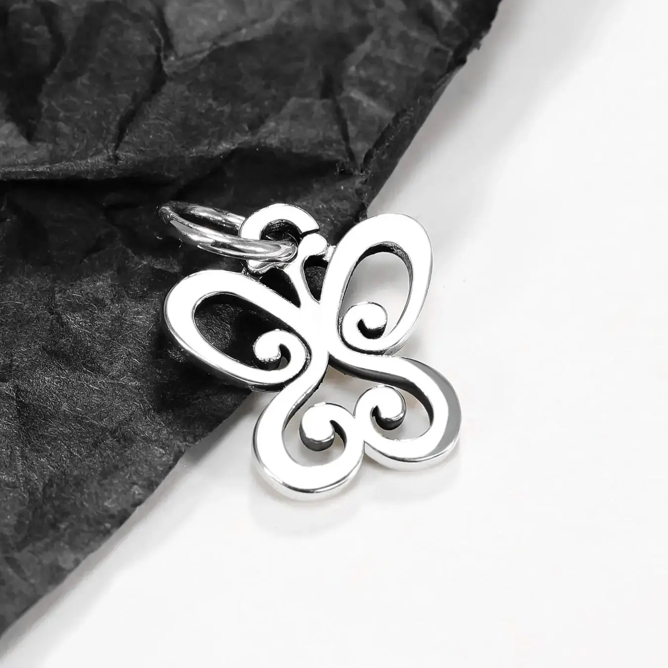 

DJ038 genuine 925 sterling silver exquisite fashion DIY silver jewelry Butterflies in spring pendant