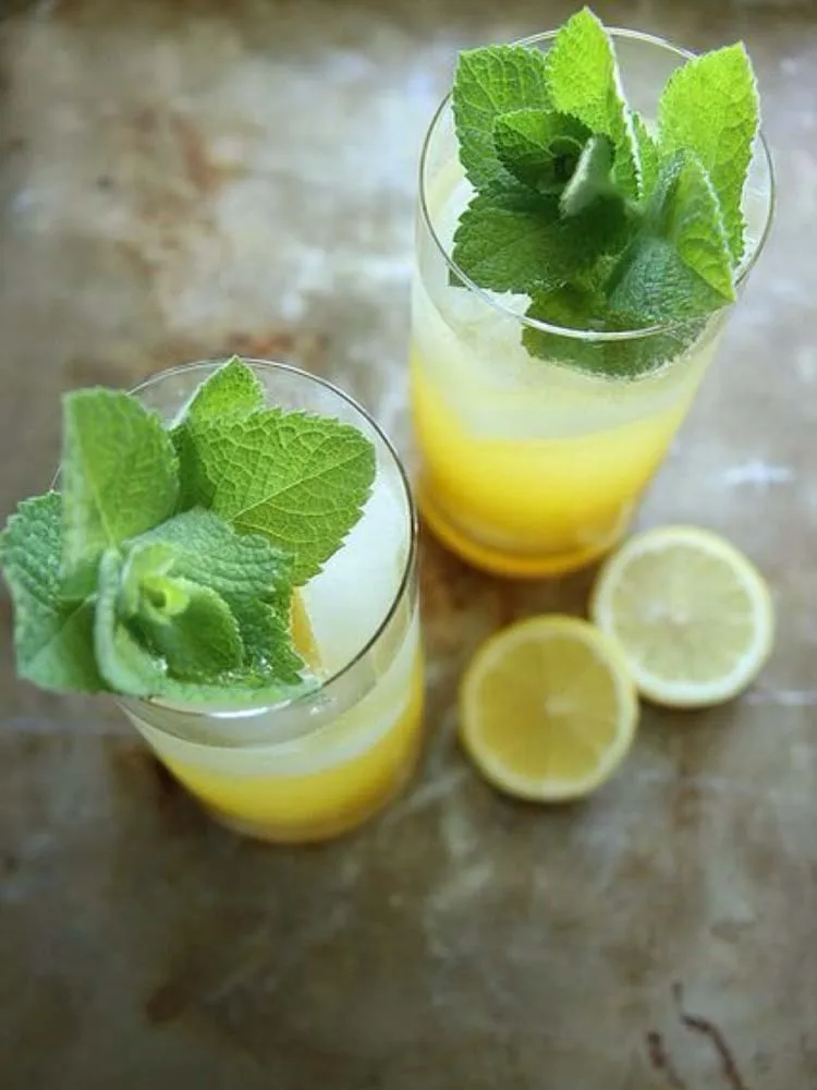 

Высокоэффективная автоматическая индукционная машина для запечатывания алюминиевой фольги 15-130 мм