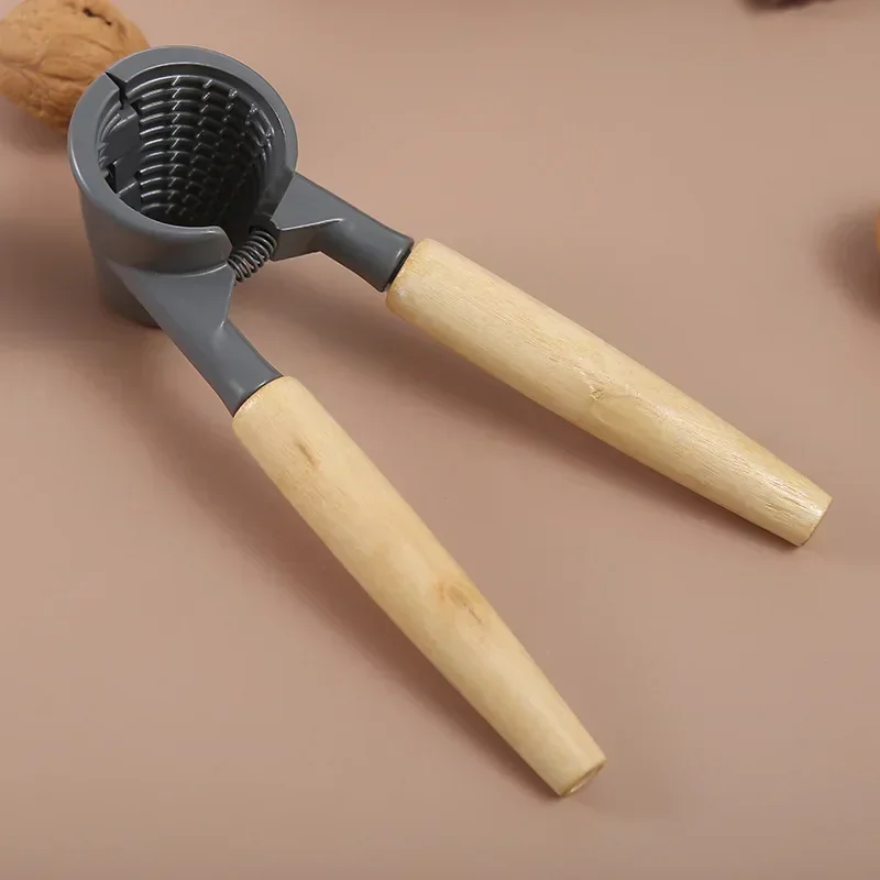 Nutcracker for Nut: A Comprehensive Review and Guide for Efficient Nut Opening