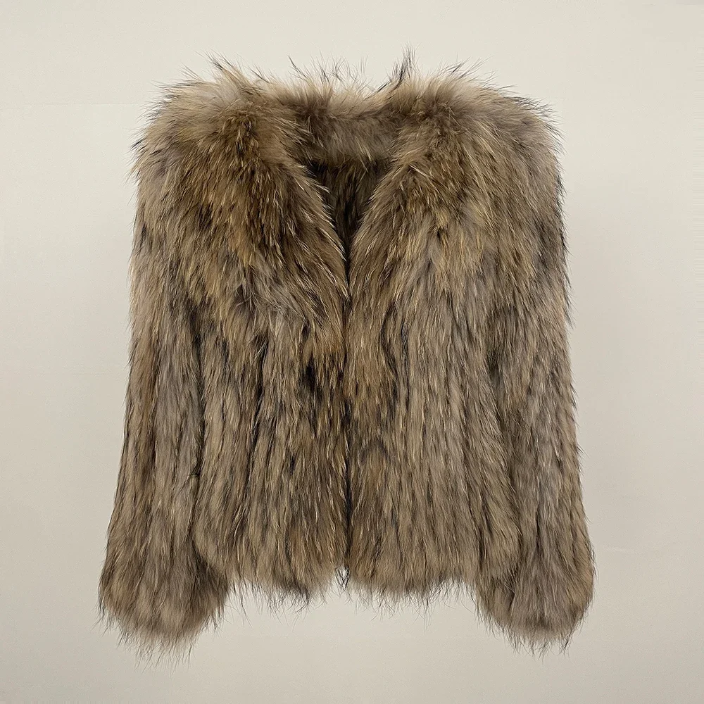 سترة نسائية جديدة لخريف وشتاء 2025 من الفرو الدافئ للتنقل اليومي على الوجهين سترة سميكة منسوجة من الفرو الطبيعي من فراء الراكون