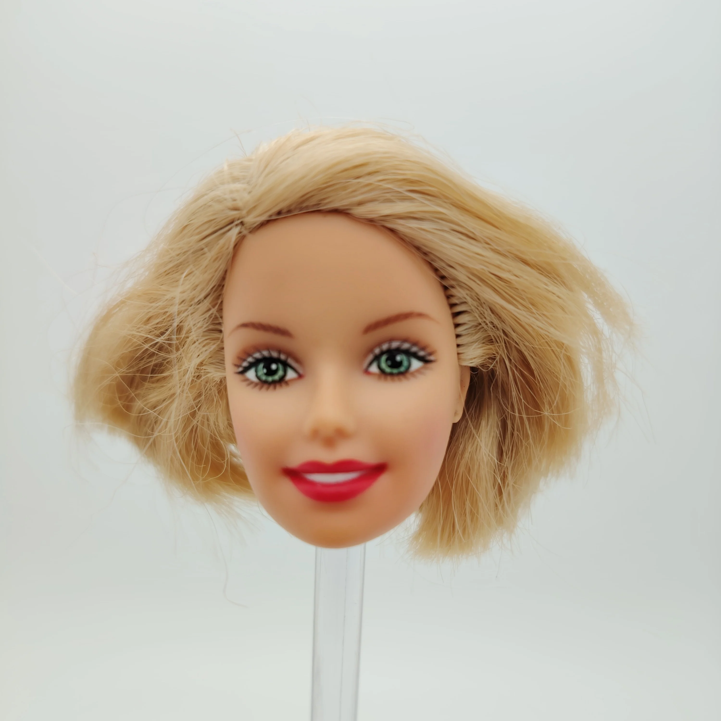 

Модная кукольная голова с блондинистыми волосами для милой молодой девушки, масштаб 1/6