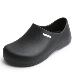 New Arrivals Hotel Kitchen Chef Shoes Non-slip Waterproof Oil-proof Work Shoes Lightweight Antiskid Kitchen Clogs Big Size 36-45