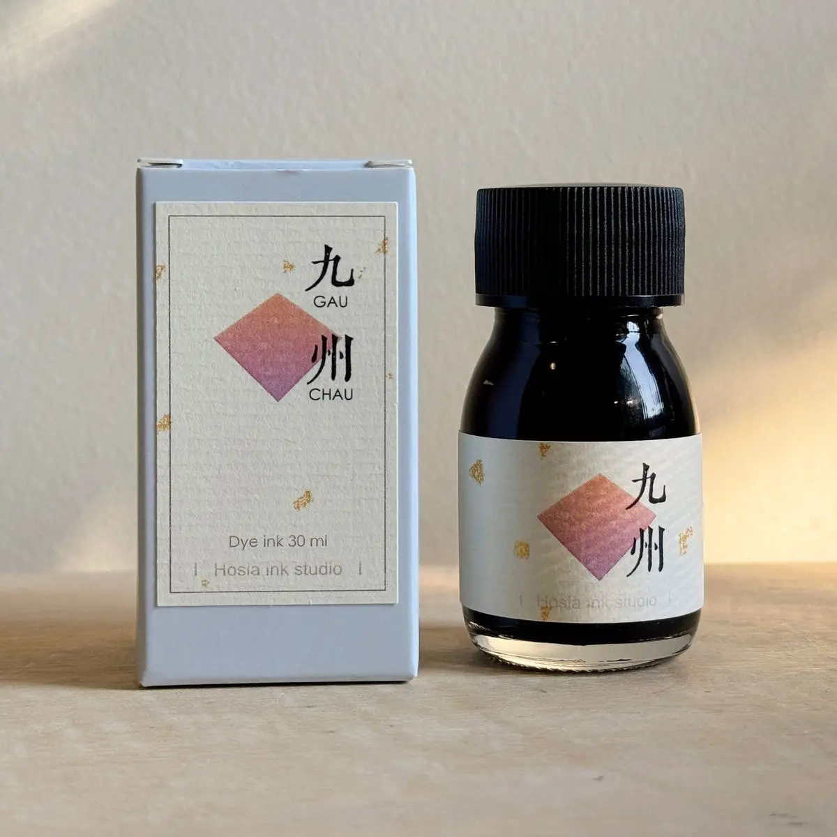 

Чернила для письма Hosia Ink Studio, девять провинций, градиентная хроматография, 30 мл
