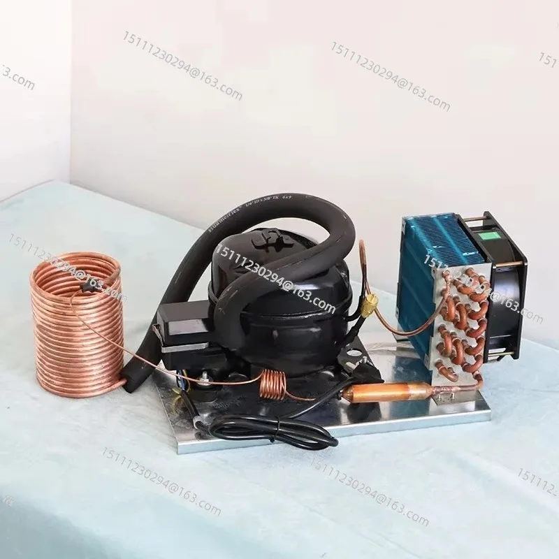 Small chiller 220V circulating water refrigerator power-on refrigeration environmentally friendly gas cooler