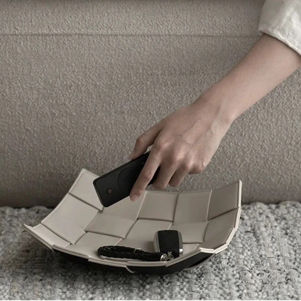 Waterproof Leather Woven Storage Tray Square Multi-functional Trinket Storage Dish Advanced Convenient
