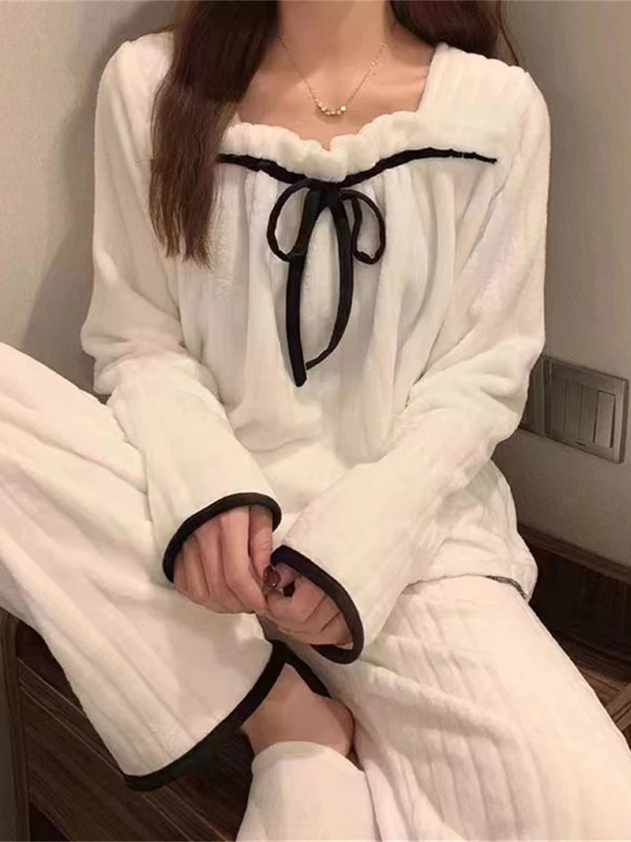 Women's Winter Sleepwear Long Sleeve Coral Fleece Home Clothes Set with Knot Soft Plush Comfortable plus Size Pajamas