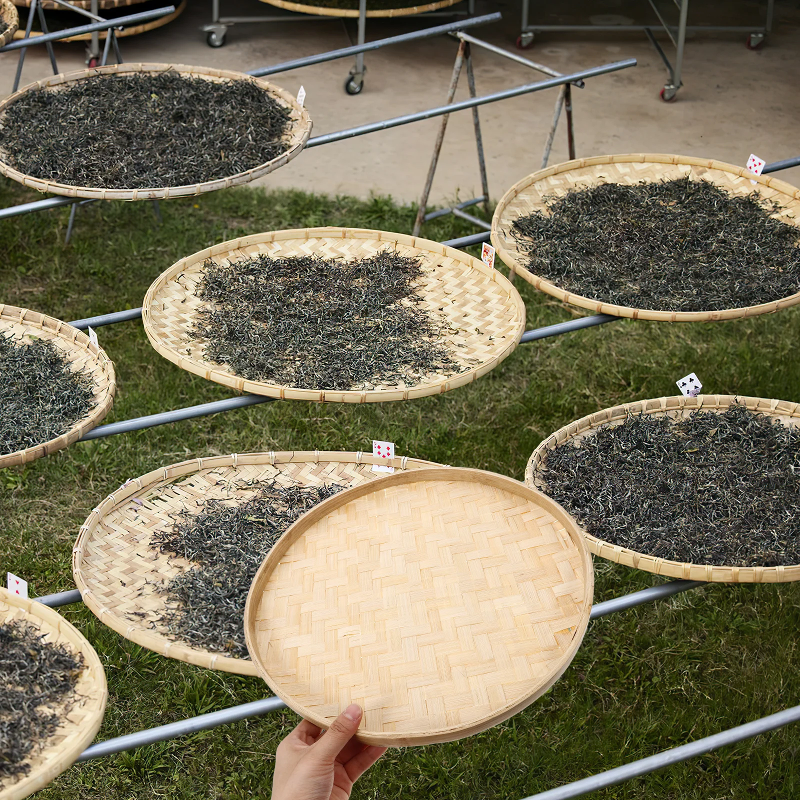 

Round Bamboo Woven Basket Sieve Tea Leaves Drying Straining Storing Simple Lightweight Portable Design Round Basket