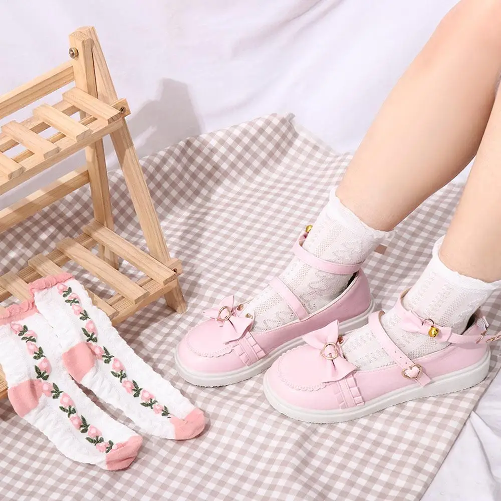 Kawaii Casual Breathable Harajuku Female Lattice Flower Socks Women Socks Female Hosiery Middle Tube Socks