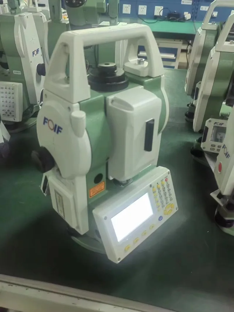 RTS332 total station with wireless spiral function