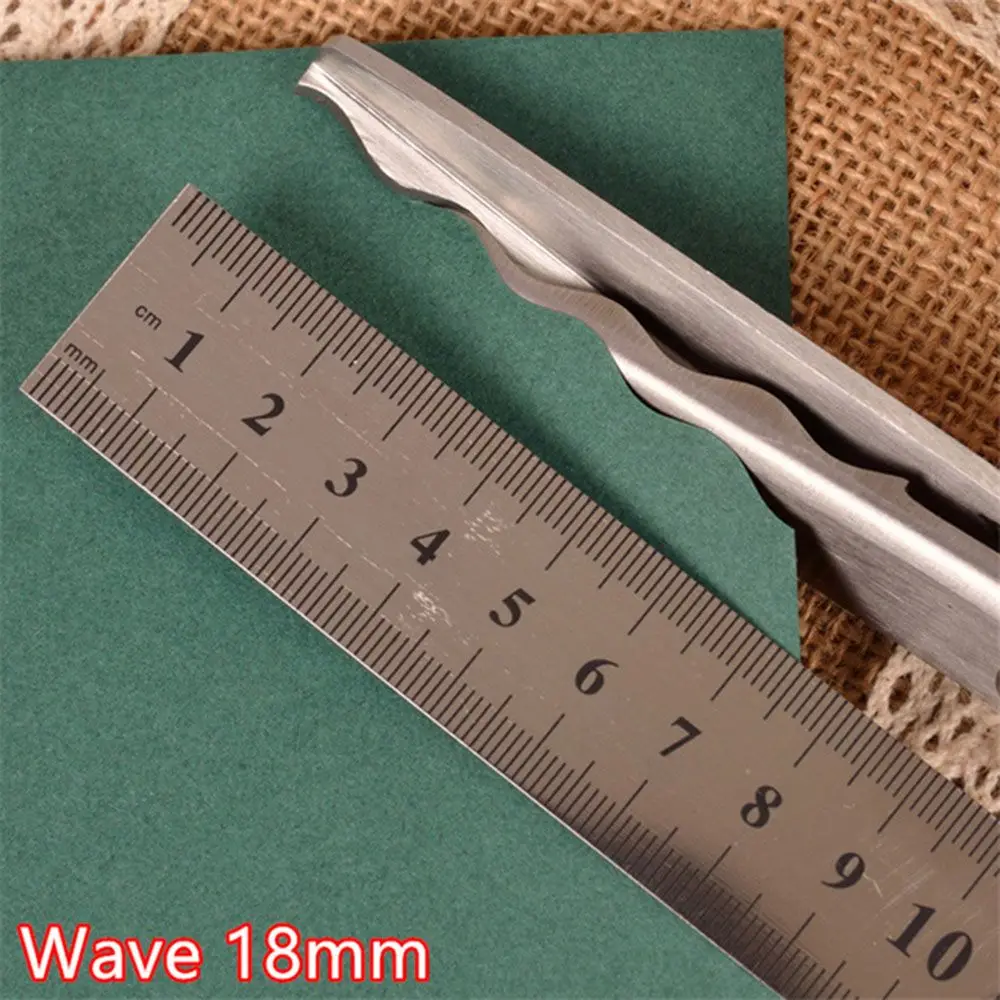 

lace Scissors Dog tooth Scissors Triangular Shear Pinking Shears Professional Crafts Comfort Grip Handled Dressmaking Zig Zag