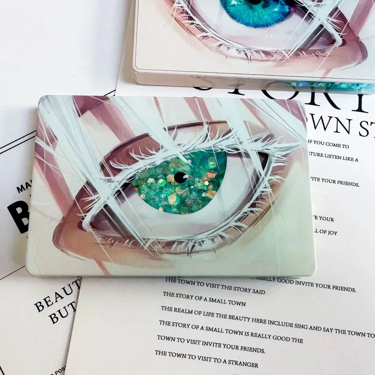 Gojo Satoru's Eye Close up Cosplay Flowing Sand Mahjong Night Light Game Surrounding Standing Cards