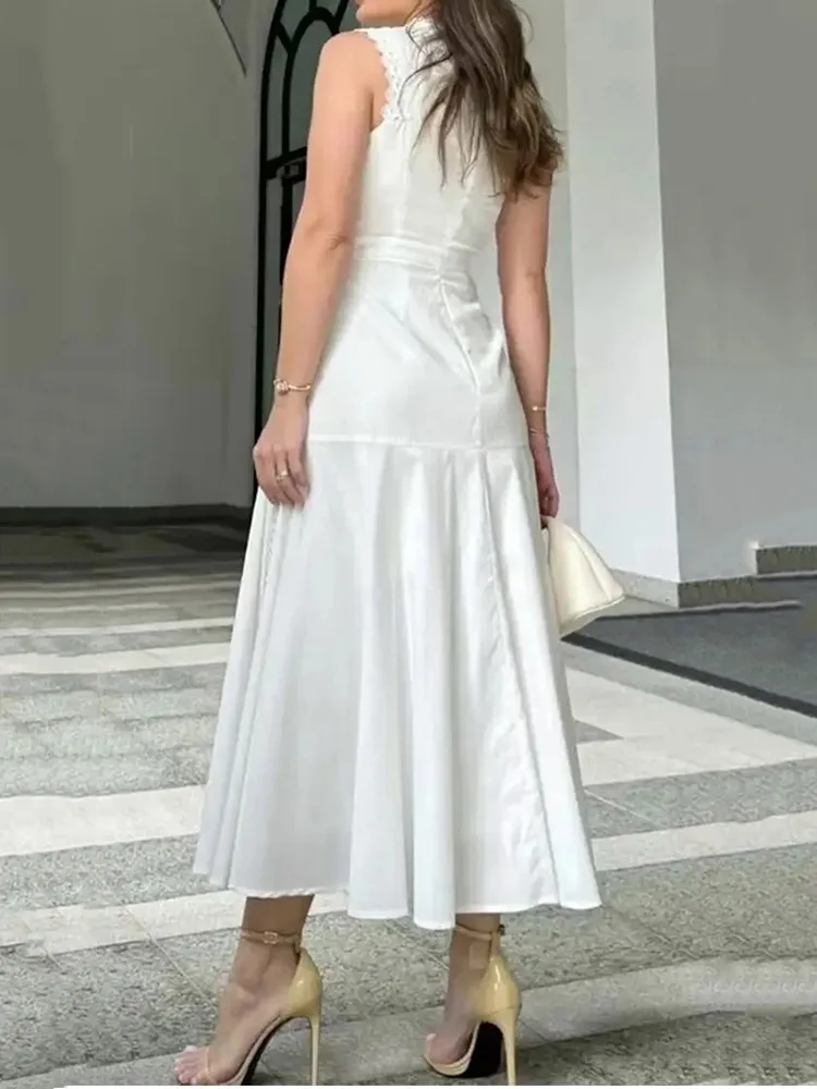 فستان طويل أبيض أنيق للنساء مثير بدون أكمام وياقة واقفة فساتين مجوفة موضة صيف 2025 فستان حفلات الأعياد