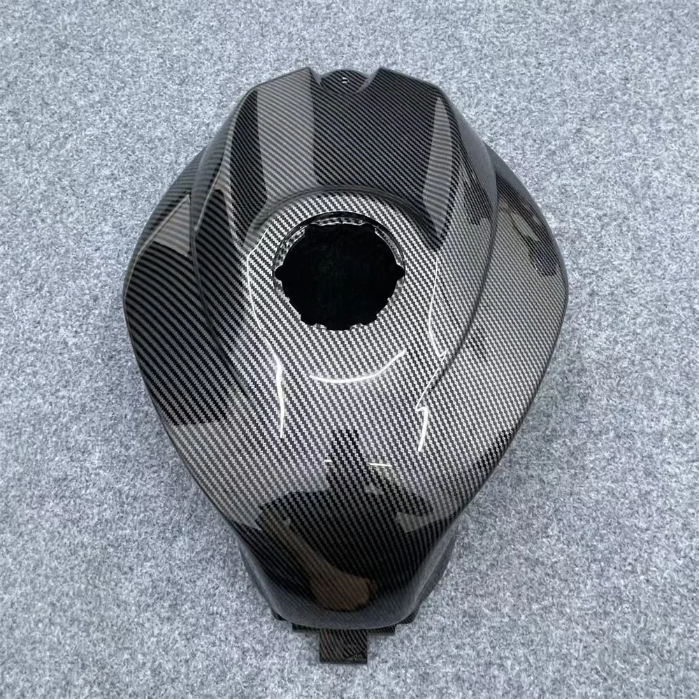 

Обтекатели из АБС-пластика для мотоциклов подходят для больших крышек топливных баков RS125 с покрытием под карбон, модели 2006-2011 годов.