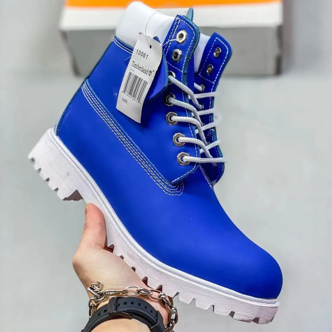 Can not break the classic trend of retro increase thick soles work shoes men's and women's high top casual Doc Martens boots