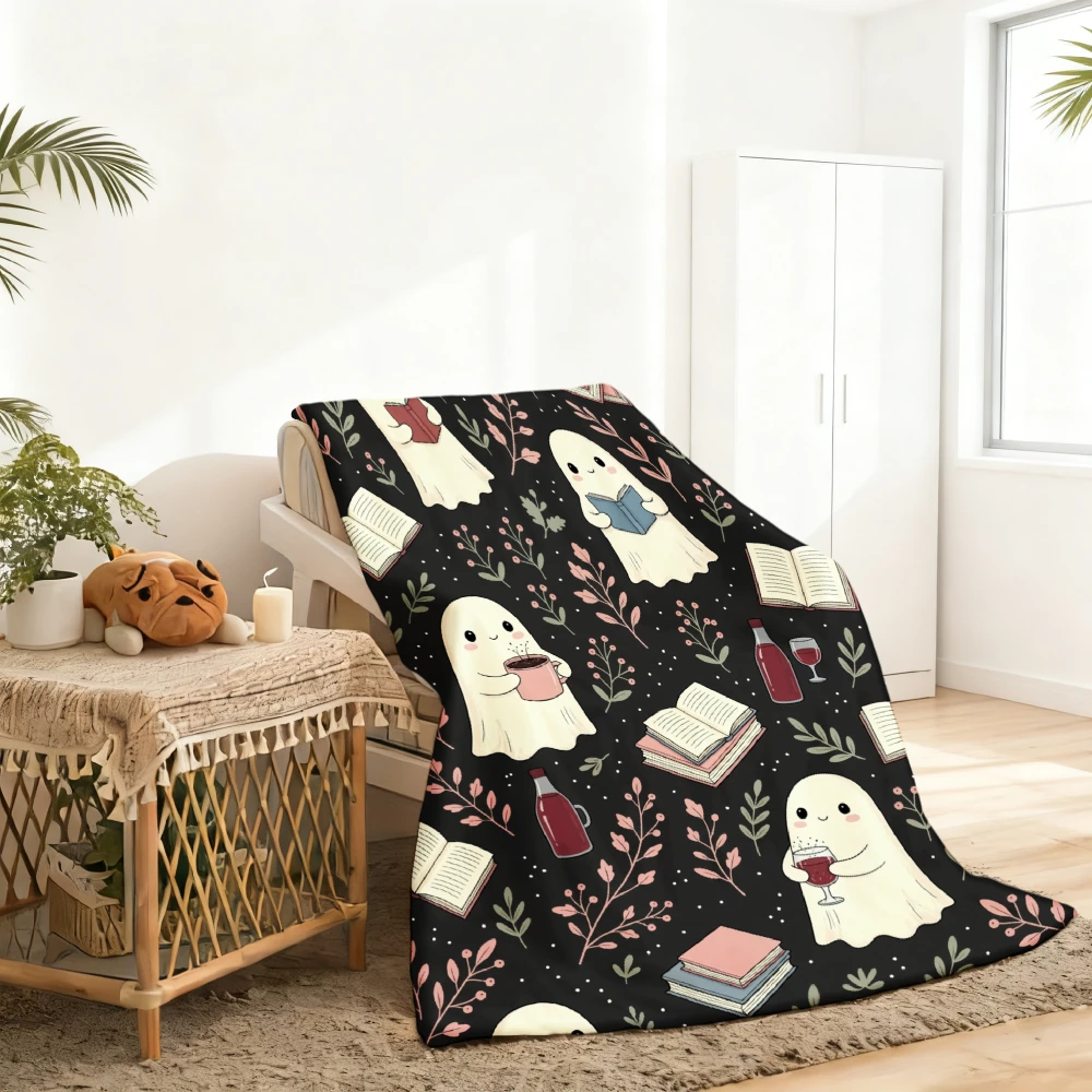 1pc Cute Ghost Reading Books And Drinking Coffee Floral Pattern Flannel Blanket Soft Comfortable Warm Bed Cover for Autumn Winter Season Bedroom Living Room Sofa Halloween Thanksgiving Christmas Festival Gift