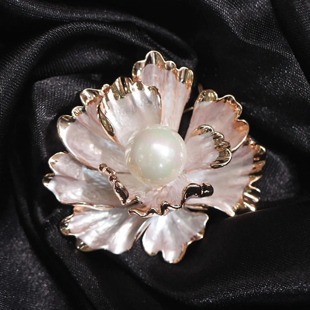 

Coat Jewelry Elegant Lapel Plant Peony Shape Pearl Flower Brooches For Women Wedding Clothing Accessory