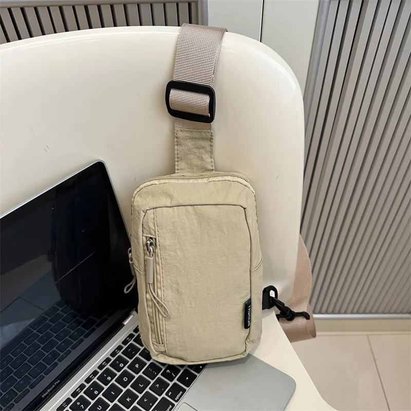 Leichte Crossbody-Handytasche, Lässige Umhängetasche mit Verstellbarem Riemen, Brusttasche für Outdoor-Sportarten für Männer und Frauen – Detail 11