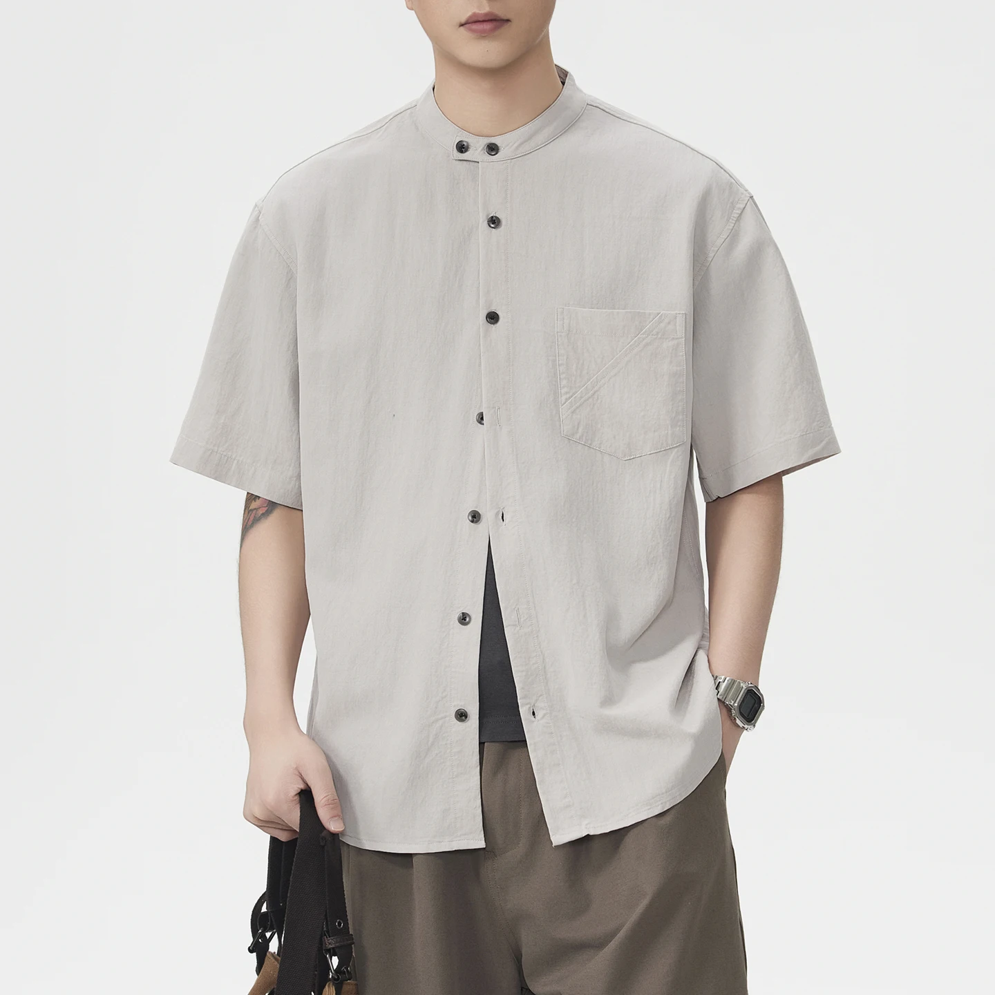 

Japan Style Men's Short Sleeve Shirt Harajuku Summer Stand Collar Slim Fit Solid Color Casual Breathable Classical Blouses Tops
