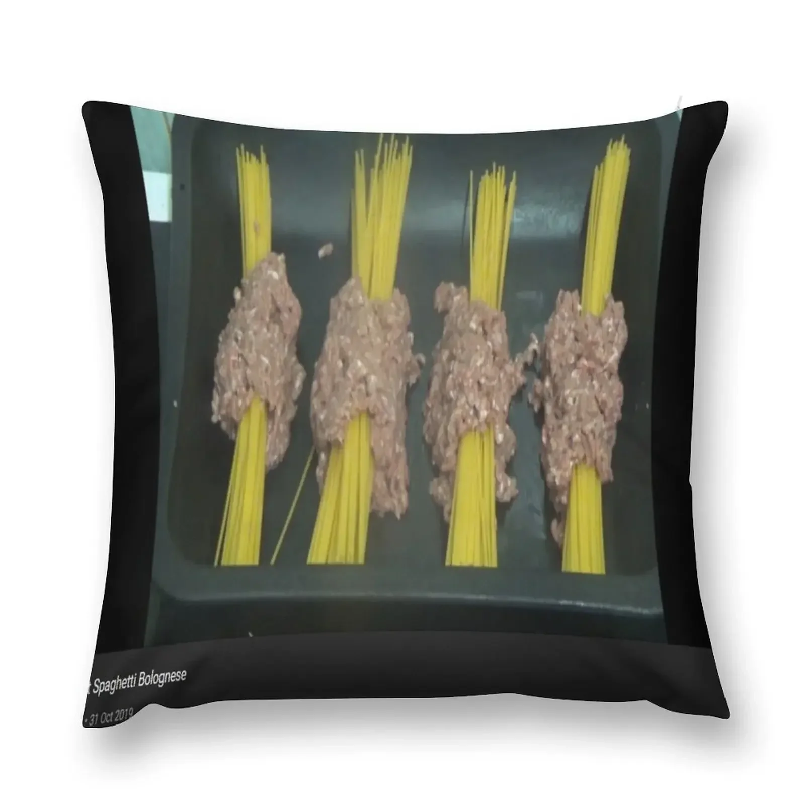 

A Different Spaghetti Bolognese - Kay's Cooking Throw Pillow Cushion Cover Set Decorative Sofa Cushions pillow