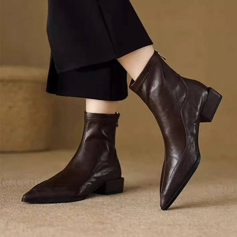 أشار تو عالية الكعب النساء حذاء من الجلد ماركة أحذية امرأة الشتاء الكلاسيكية مضخات 2025 مثير أحذية بوت قصيرة تشيلسي الجلود بوتاس سيدة #1
