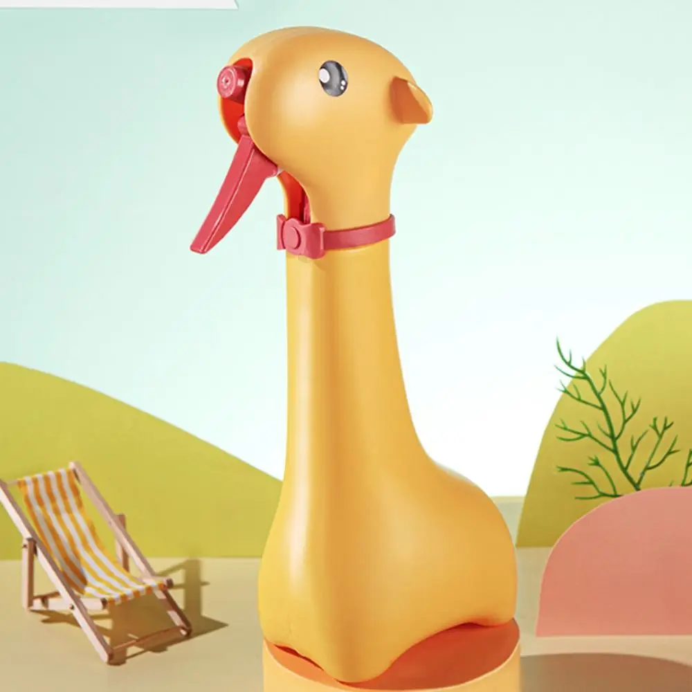 Irrigation Tool Plastic Giraffe Watering Pot Cute Cartoon Sprinkler Pot Creative Durable Watering Kettle Outdoor