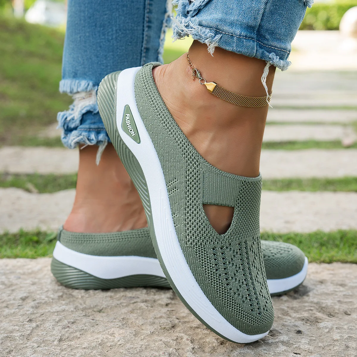 Damen-Slipper mit Strickmuster, atmungsaktivem Mesh-Oberteil, hohlem Design, Keilabsatz, dicker Sohle, leicht, für den täglichen Gebrauch und zum Spazierengehen im Freien. – Detail 5