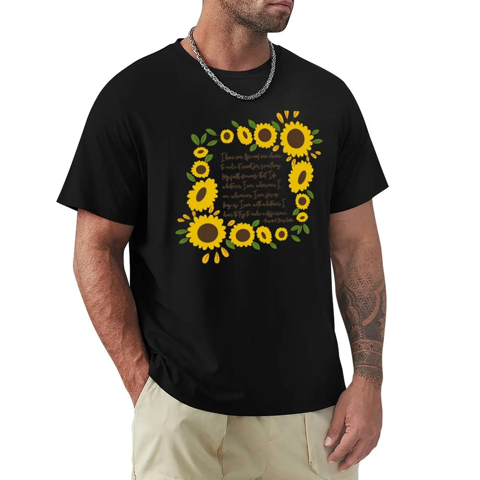 Camiseta con cita de Jimmy Carter “One Life, One Chance” y diseño de girasol, elegante camiseta gráfica de manga corta