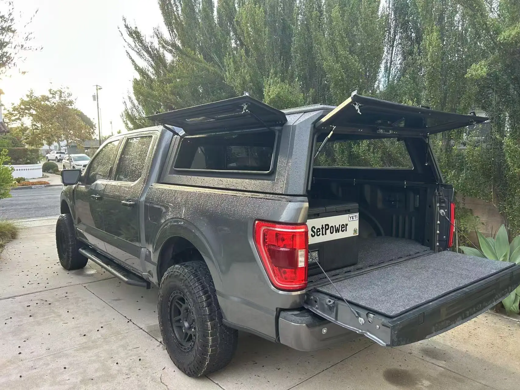 

Flying Wing Индивидуальные аксессуары 4x4 с жестким верхом для грузовика из алюминиевого сплава, водонепроницаемый топпер для навеса Ranger