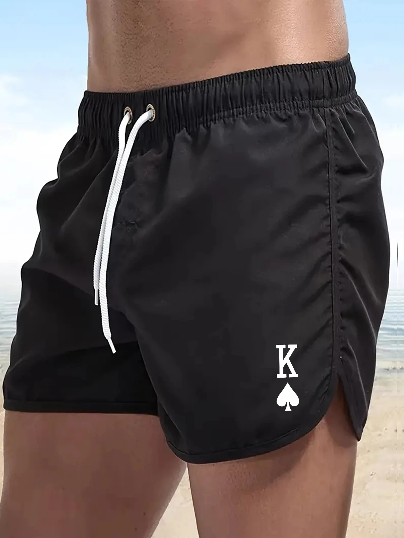 กางเกงขาสั้นพิมพ์ลายผู้ชาย ปี 2025 แฟชั่นกางเกงออกกำลังกาย ระบายอากาศ กางเกงชายหาด กางเกงว่ายน้ำ แห้งเร็ว สำหรับเล่นเซิร์ฟในฤดูร้อน