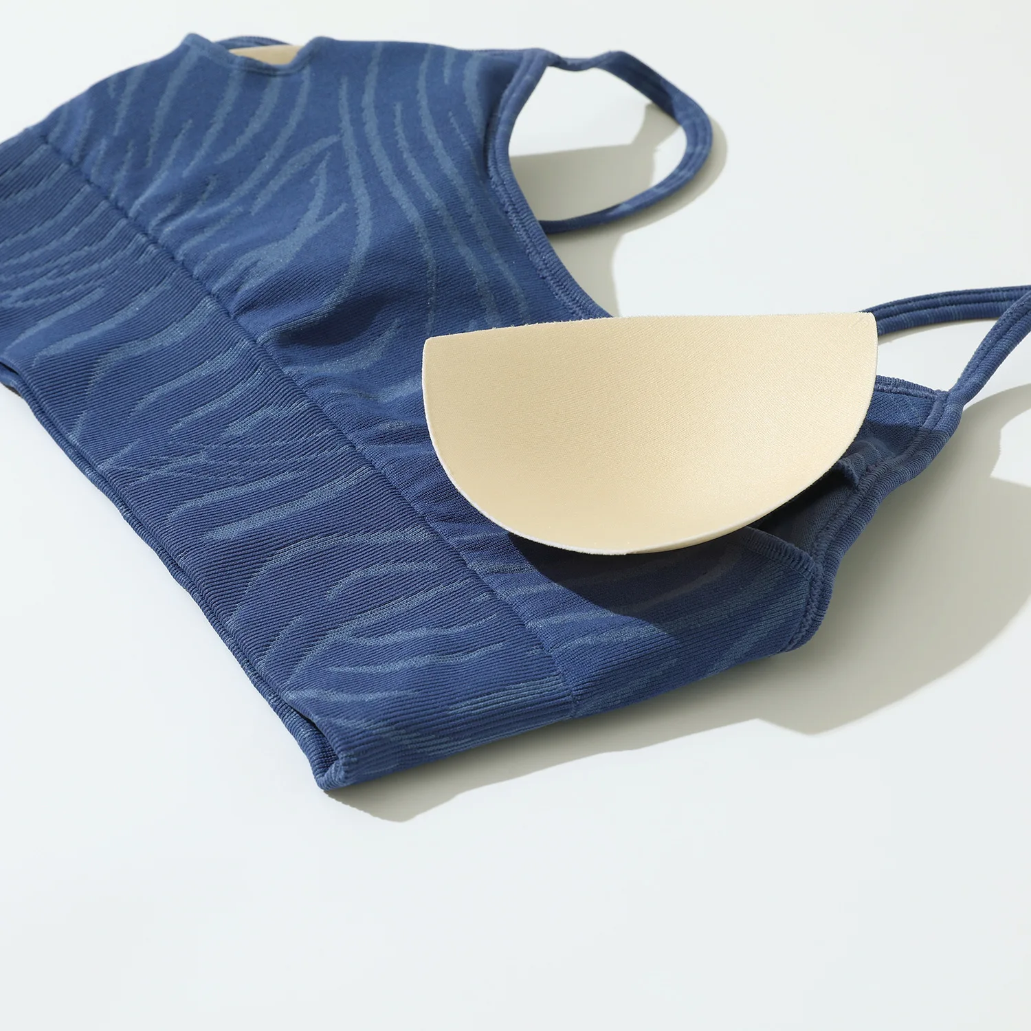 女性のためのシームレスなニットシェイプウェア、ヨガスポーツウェア、半袖、キャミソールブラ、ハイウエストレギンス、ショーツ、フィットネス、アウトドア