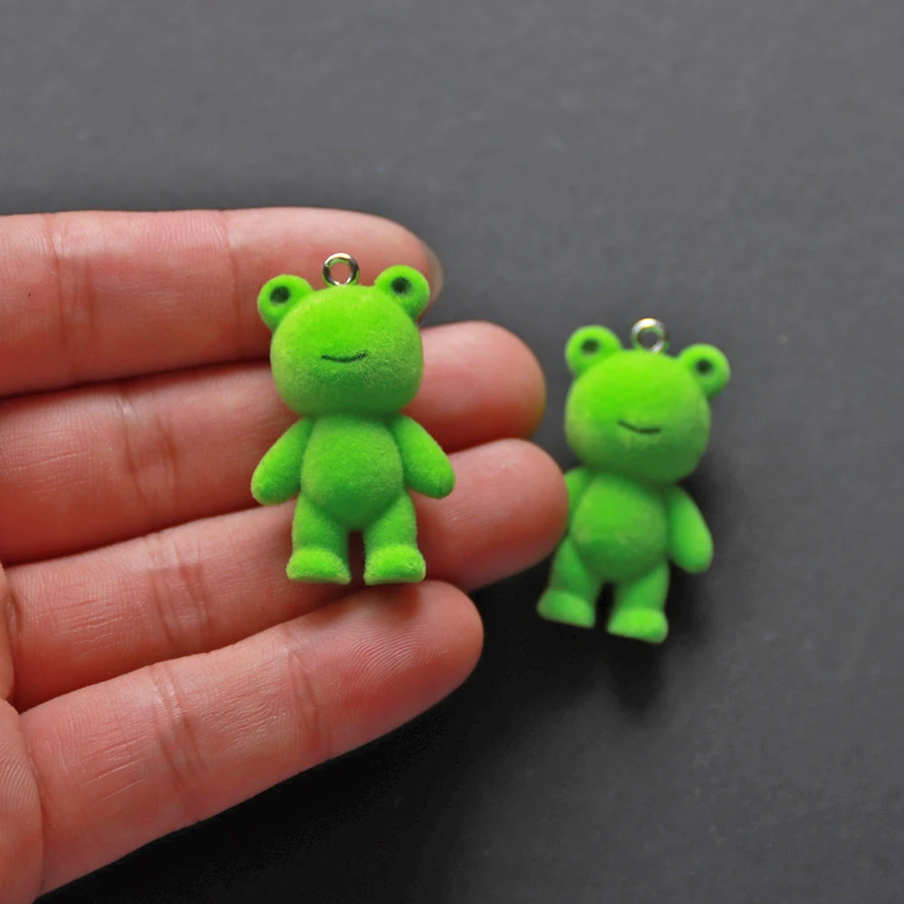 

2PC Frog Pendant Kawaii 3D Fluffy Flocking Animal Frog Charms Miniature Dolls Keychain Necklace Pendant DIY Jewelry Make