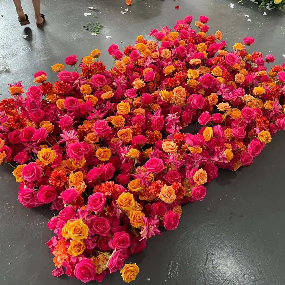 100/200CM Weißes Blumenarrangement Rosen-Hortensien-Blumenreihe Hochzeits-Hintergrund Wanddekoration Sofa-Tischläufer Bankett-Event-Requisiten – Detail 2