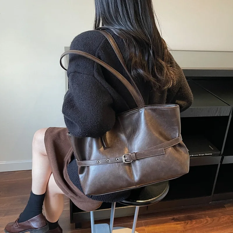 秋冬用トートバッグ 女性用 大容量 ユニークなデザイナーショルダーバッグ トレンディなカジュアルショッパーバッグ 広々とした仕事や日常用